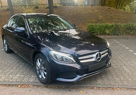 Mercedes-Benz C 250 d 4Matic Avantgarde Limousine ILS AHK