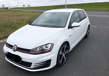 VW Volkswagen Golf 7 GTI