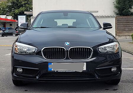 BMW 118i -NAVI*TEMPO*PDC*SHZ