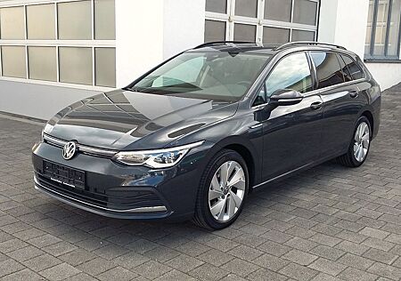 VW Golf Volkswagen 8 2.0 TDI SCR DSG Style Variant