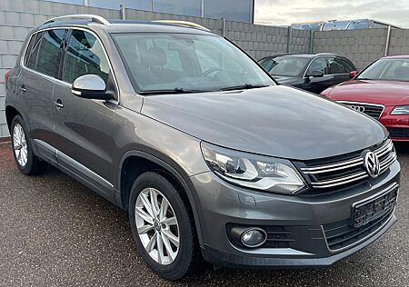 VW Tiguan Volkswagen 2.0 TDI BMT Sport & Style/BiXenon/Navi
