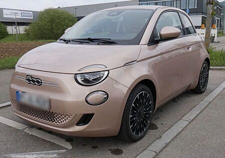 Fiat 500E 3+1 ICON Roségold /42KW/SHZ/ Tempo./PDC...