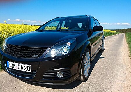 Opel Signum Sport 1.9 CDTI 110kW Sport