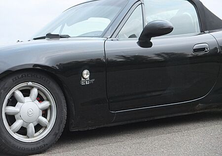 Mazda MX-5 1.9 GTR LPG Nardi Oldtimer.. Cabrio