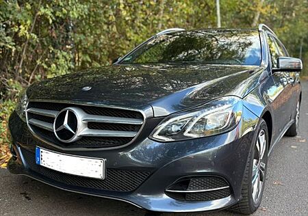 Mercedes-Benz E 200 BlueTEC T AVANTGARDE AVANTGARDE