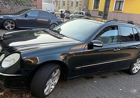 Mercedes-Benz E 320 4MATIC T AVANTGARDE Avantgarde