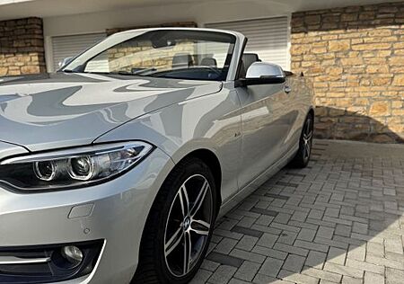 BMW 220d Cabrio Sport Line Sport Line