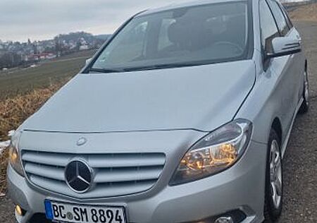 Mercedes-Benz B 200 CDI BlueEFFICIENCY Edition 1 Edition 1