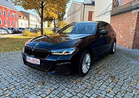 BMW 540 d xDrive M Sport Laser Harman Kamera Panoram