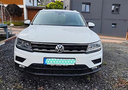 VW Tiguan Volkswagen 2.0 TSI OPF 140kW DSG 4MOTION Highlin...