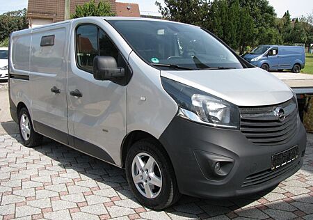 Opel Vivaro Navi Kamera PDC AHK Injektor Problem fahrbereit