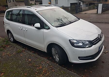 VW Sharan Volkswagen 2.0 TDI SCR 135kW DSG Highli...