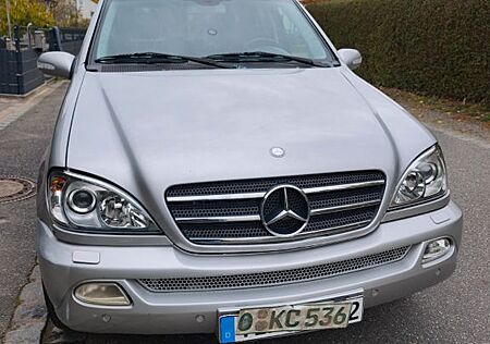 Mercedes-Benz ML 500