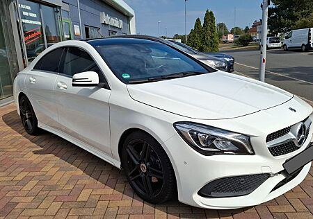 Mercedes-Benz CLA 180 AMG-Line Panoramadach