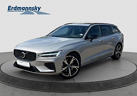 Volvo V60 T6 Plus Dark Plug-In Hybrid AWD/AHK/Pano/19Z