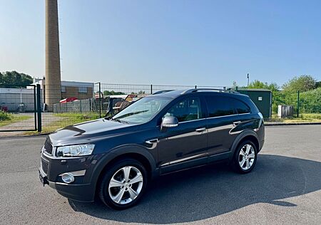 Chevrolet Captiva 2.2 D LTZ 4WD*GARANTIE*AUTOMATIK*7SiTZER