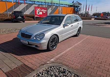 Mercedes-Benz C 180 T Kompressor Classic