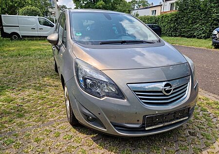 Opel Meriva 1.4 103kW