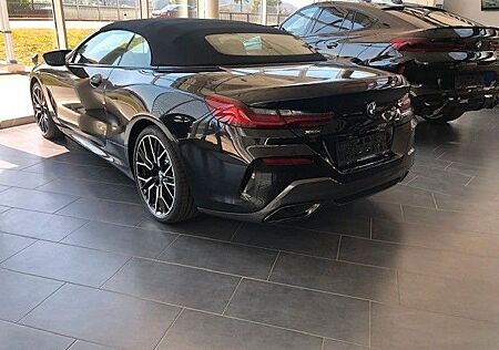 BMW M850i xDRIVE CABRIO/M-PERFORM./HUD/LASER/20"