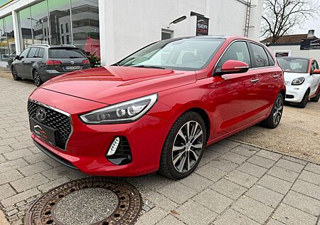 Hyundai i30 1.6 CRDi Premium Automatik Panorama Navi AHK
