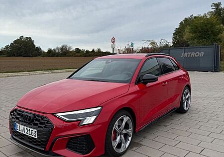 Audi S3 TFSI S tronic quattro Sportback -