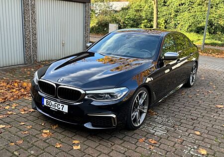 BMW M550i xDrive A -