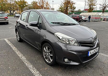 Toyota Yaris 1,33-l-Dual-VVT-i Club Club