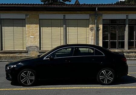 Mercedes-Benz A 250 e DCT -