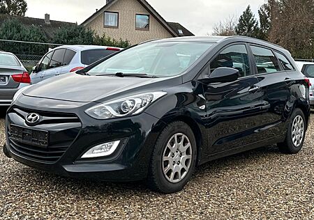 Hyundai i30 CW 1.4 Classic Klima LED Tagfahrlicht