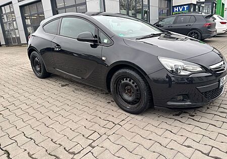 Opel Astra GTC 1.4 Turbo 88kW -