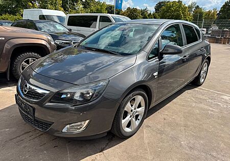 Opel Astra J Lim. 5-trg. 150 Jahre