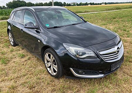 Opel Insignia Sports Tourer 1.4 T 8 Fach ber. ALU.