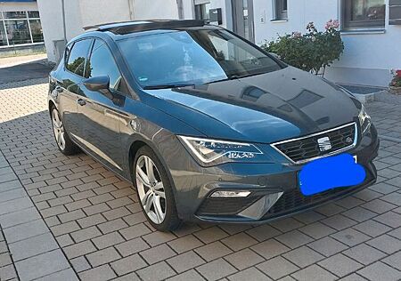 Seat Leon 1.5 TSI ACT 96kW FR FR Black Edition.