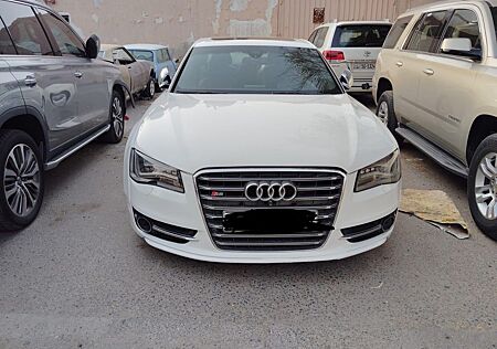 Audi S8 4.0 TFSI tiptronic quattro -