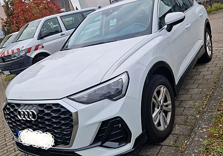 Audi Q3 35 TFSI S tronic*Navi*LED*Kamera*Sitzheizung*