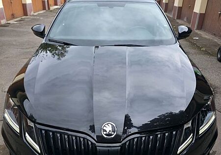 Skoda Octavia 2.0 TDI DSG RS Combi RS