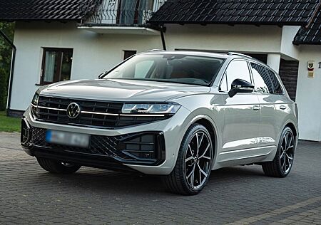 VW Touareg Volkswagen 3.0 V6 TDI 170kW 4MOT Tiptr. R-Line ...