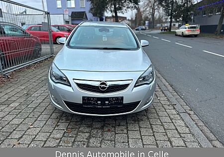 Opel Astra J Sports Tourer Innovation