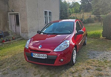 Renault Clio , 1. Hand, nur 49tkm