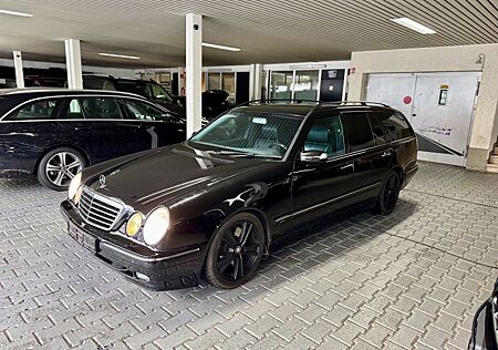 Mercedes-Benz E 430 T AVANTGARDE*LEDER*COMAND*AHK*