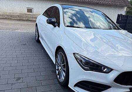Mercedes-Benz CLA 200 Night-Paket