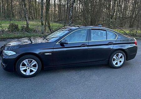 BMW 525d -