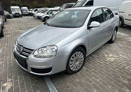 VW Jetta Volkswagen V Trendline