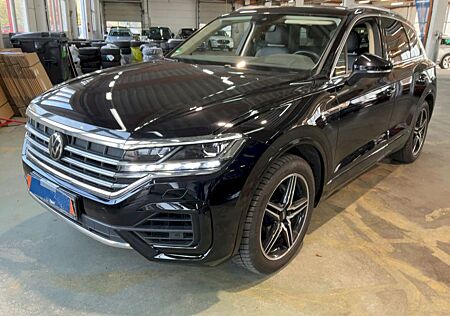 VW Touareg Volkswagen 3.0 V6 TDI Atmosphere 4Motion