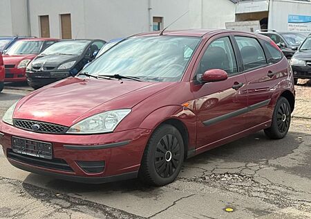 Ford Focus 1.4/AUTOMTK/TÜVNEU/VLLSCHKFT/ZNTRLV