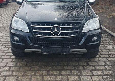 Mercedes-Benz ML 320 CDI 4MATIC -