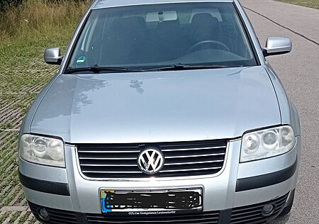 VW Passat Variant Volkswagen 2.0 96kW Comfortline Variant ...