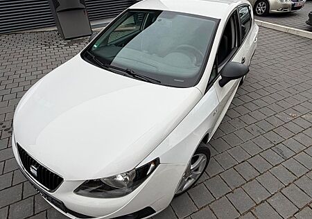 Seat Ibiza Lim. 1.4 86PS Klima PDC 4Türig 2HAND