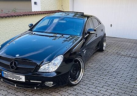 Mercedes-Benz CLS 500 -