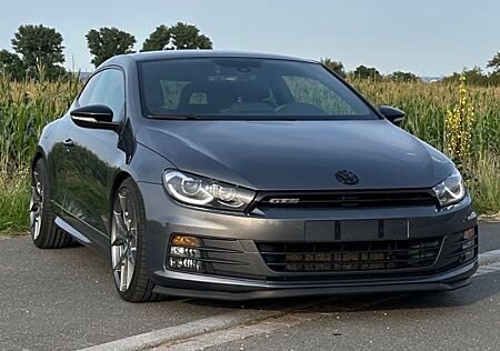 VW Scirocco Volkswagen 2.0 GTS TSI 220PS DSG - TÜV neu